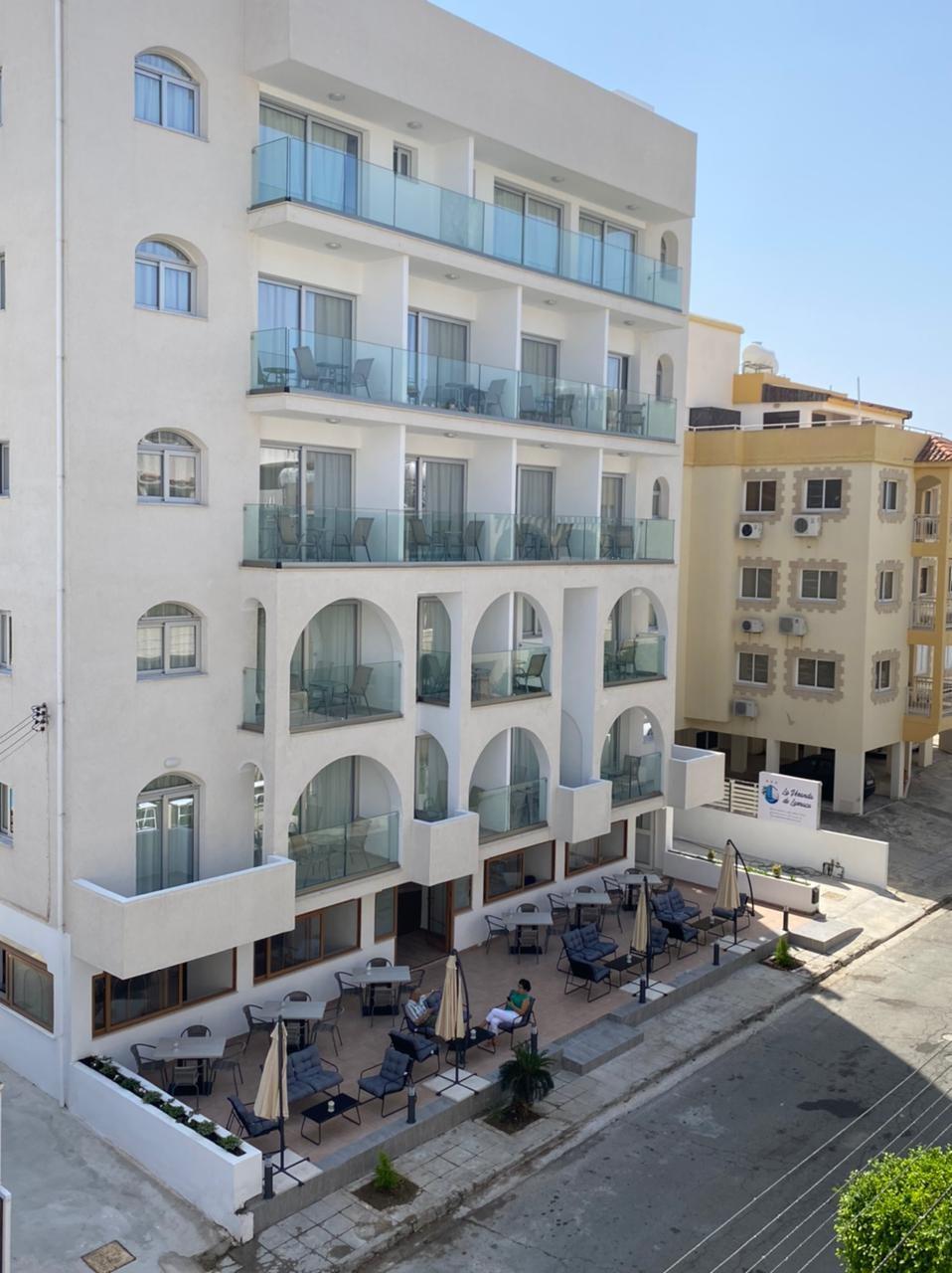 La Veranda Hotel Larnaca Exterior photo